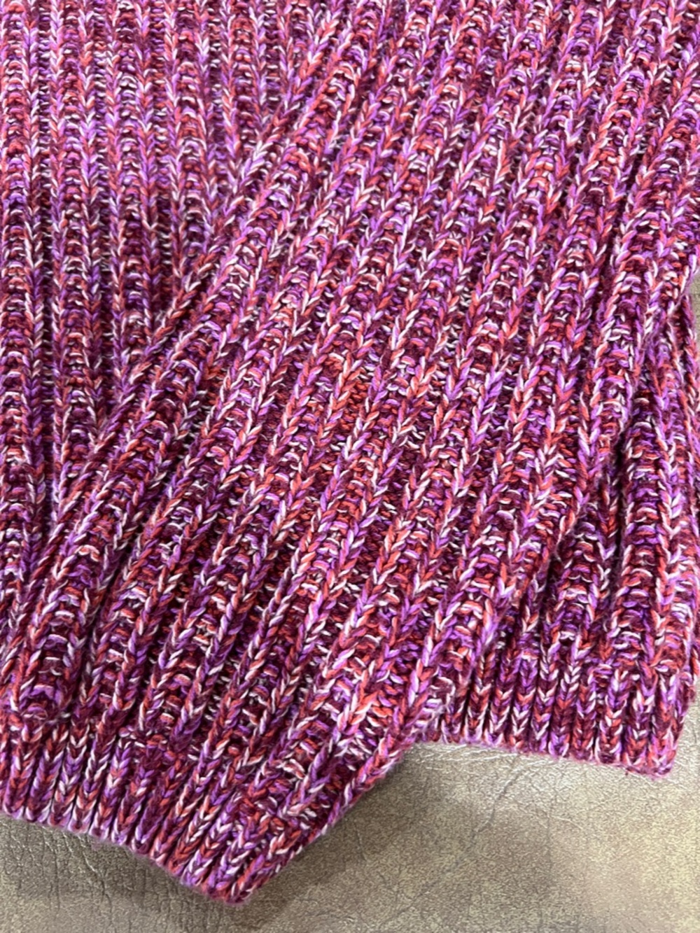 Universal Thread Marled Raspberry Crewneck Sweater - Picture 4 of 5